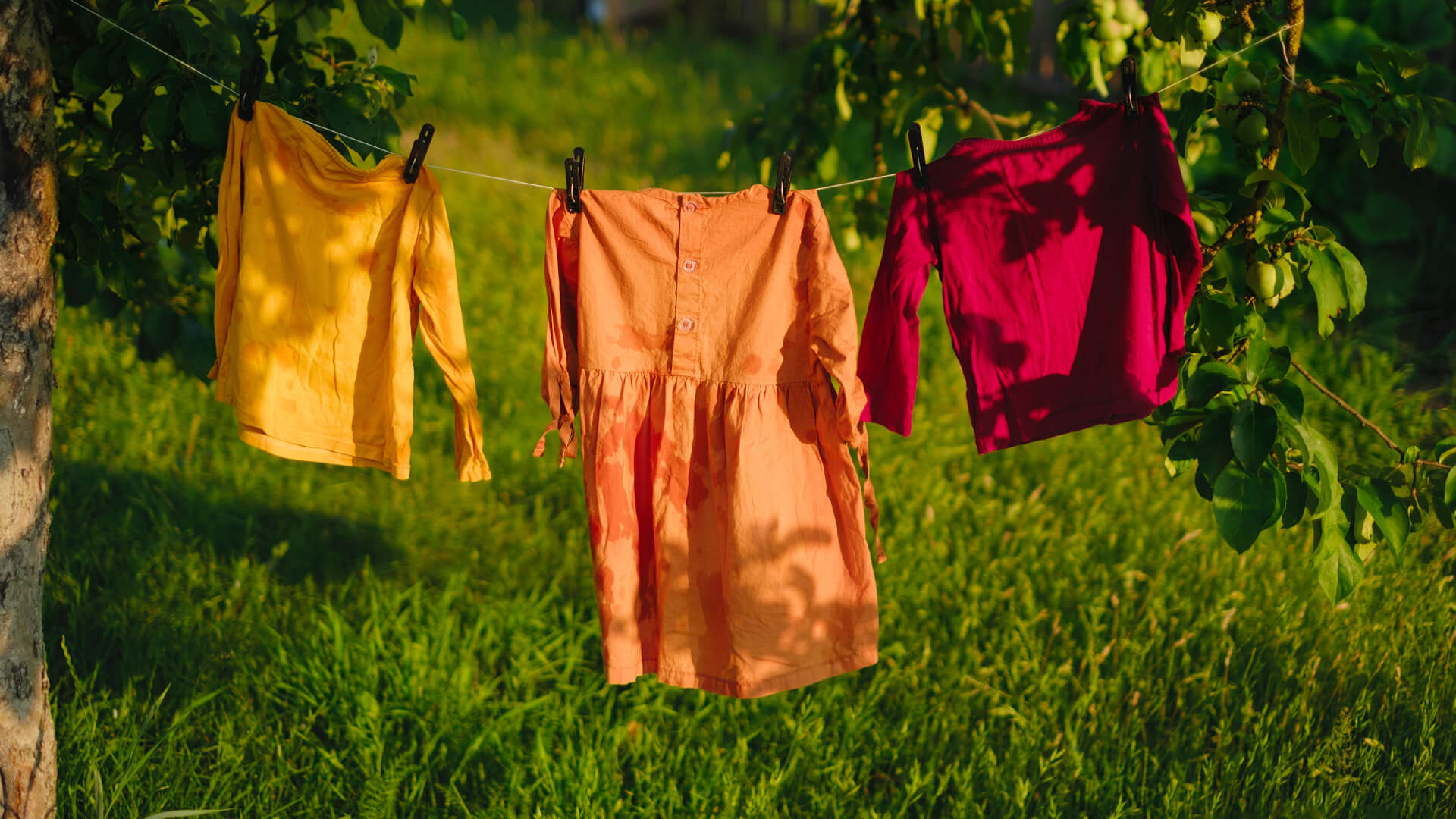 Kıyafetlerin solmaması için ne yapmalıyız? | Renax Blog Kıyafetlerin solmaması için ne yapmalıyız? | Renax Blog