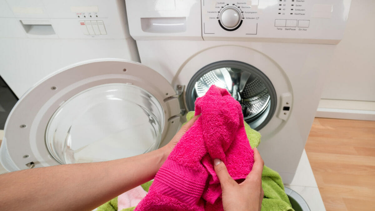 Hangi kumaşlarda ön yıkama yapılmalıdır? | Renax Blog